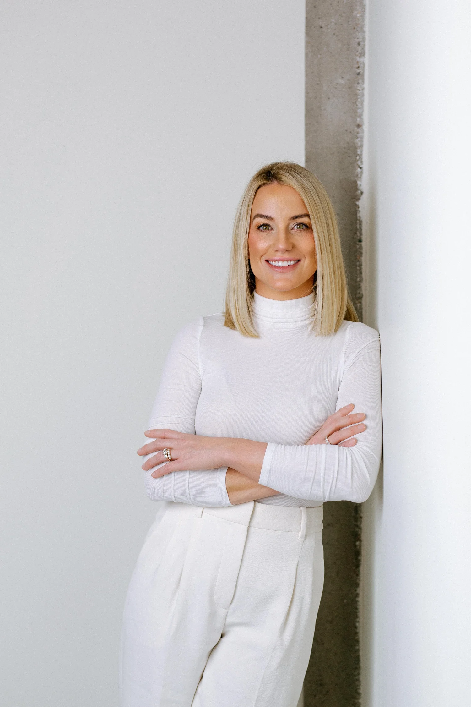 Holli, sales agent at Petvin Homes